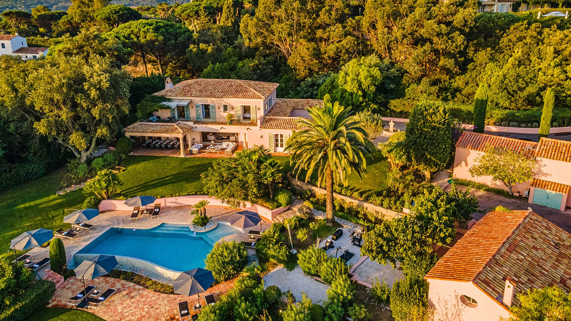 Villa Ambiance Saint-Tropez — piscine et jardin
