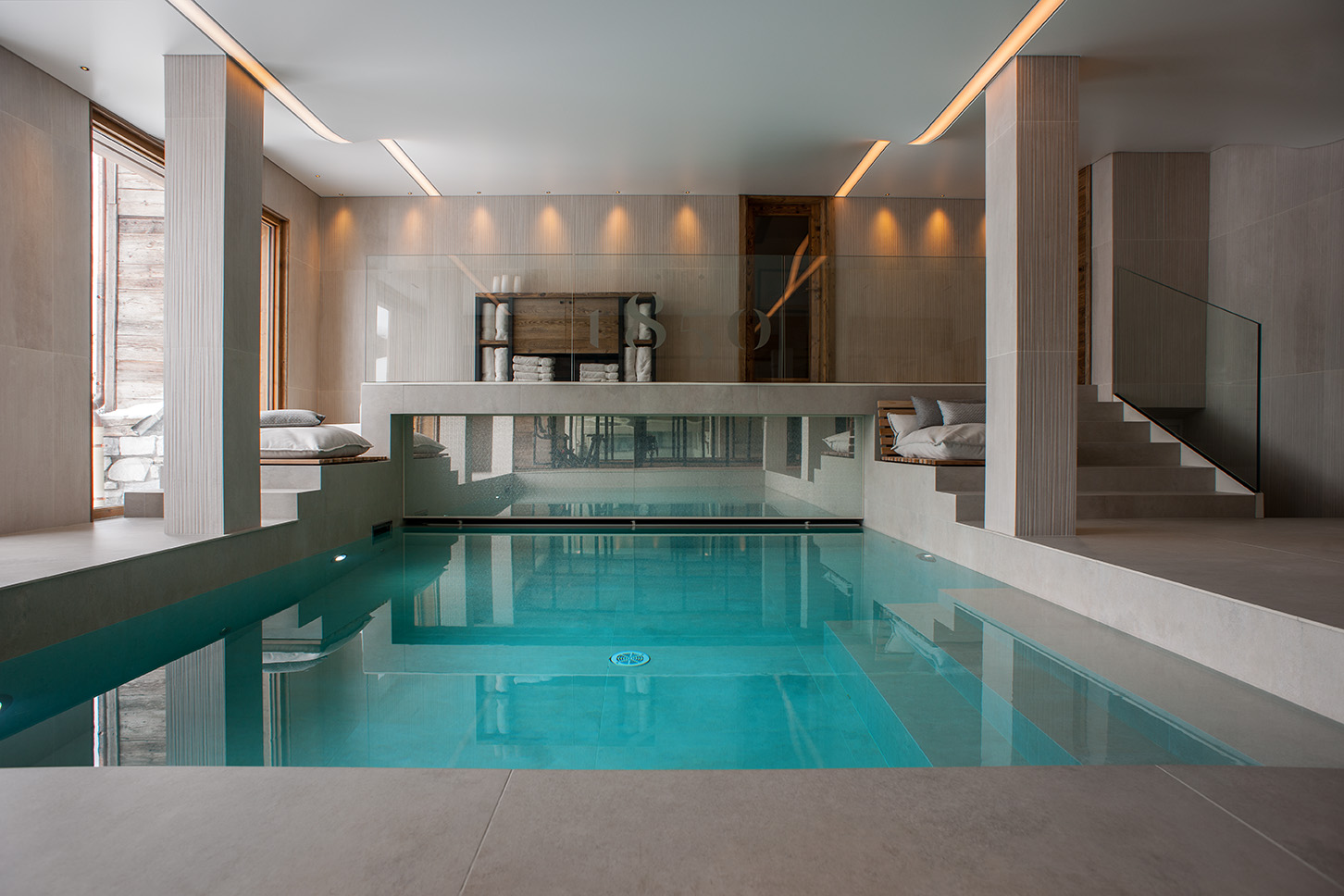Chalet Le 1850 à Courchevel — extérieur et façade bois